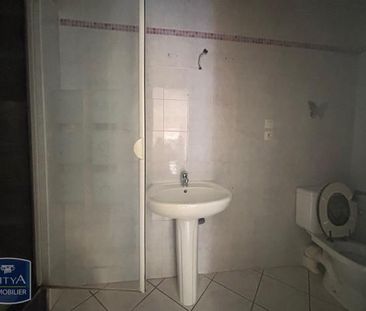 Location Appartement 3 pièces 64m² SETE 34200 - Photo 6