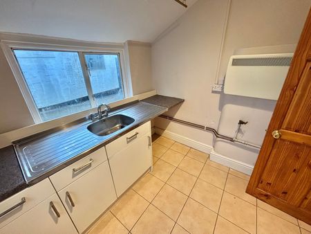 West Buckland, Wellington, Somerset - Photo 5