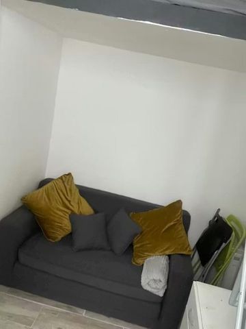 Plaza de la Puerta del Sol, Madrid, Community of Madrid 28013 - Photo 5