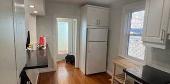 TORONTO LAKESHORE HOME FOR RENT 3 bedroom 2 bath - Photo 2