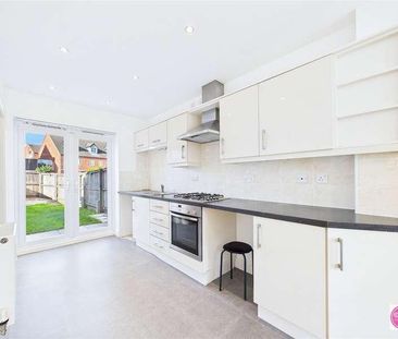 Blakeholme Court, Burton-on-trent, DE14 - Photo 1