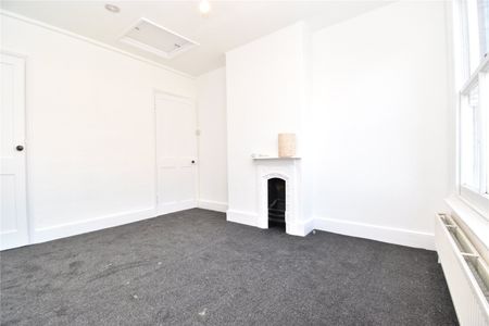 Priory Street, Colchester, Essex, CO1 2QA - Photo 2