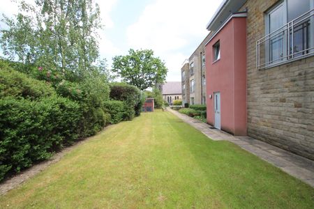 2 bedroom apartment to rent - Photo 2
