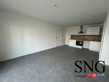 T3 AVEC BALCON ET PARKING - Photo 3