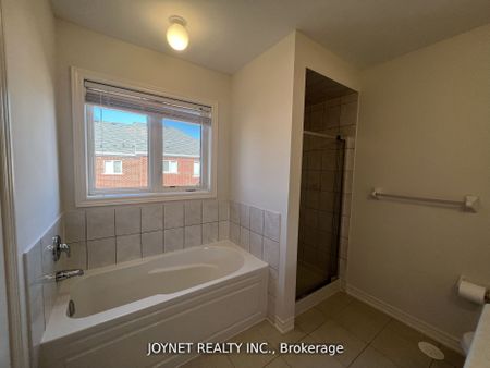 For Lease - 85 Roy Grove Way, Markham, Ontario - Photo 5