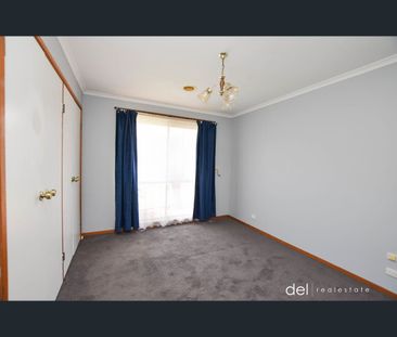 11 Cicada Court, Carrum Downs, Vic 3201 - Photo 2
