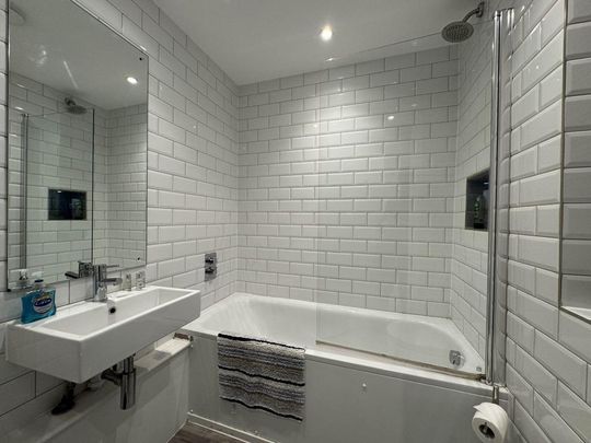 1 bedroom flat to rent - Photo 1