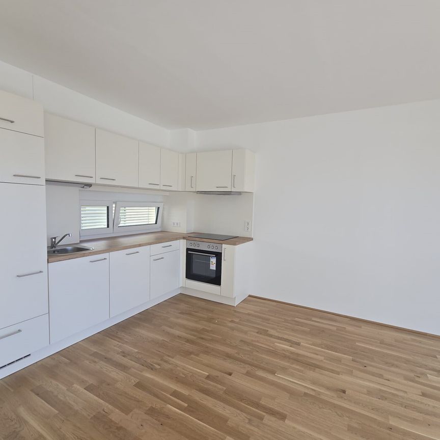 Erstbezug ab 01.10.2025: geförderte 3 Zimmer Wohnung mit Balkon in ruhiger und zentraler Lage - Puchstraße 34 - Top 21 - Photo 1