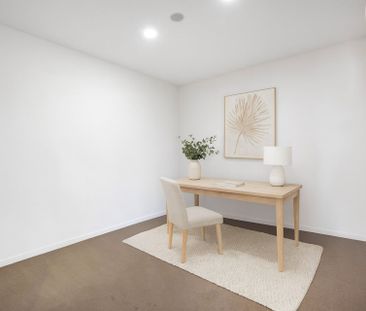 Penthouse Sized High-End Apartment with Exceptional Space & Style! - Photo 3
