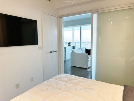 For Lease - 1 Bloor Street Unit# 6202, Toronto, Ontario - Photo 2