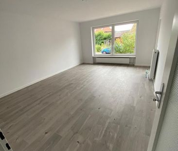 Schöne Drei-Zimmerwohnung-Erdgeschosswohnung im Grünen - Foto 1
