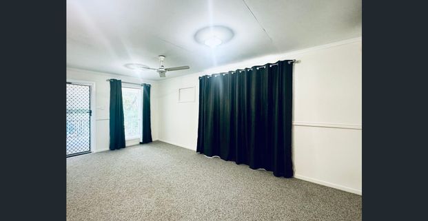 POWERED SHED WITH BACK ACCESS, BEAUTIFULLY RENOVATED HOME RIGHT NEAR THE GOLF COURSE! - Photo 1