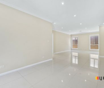 Four bedroom family home - Photo 4