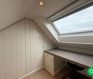Prachtige rijwoning met 3 slaapkamers, tuin en garage te Roeselare - Photo 1