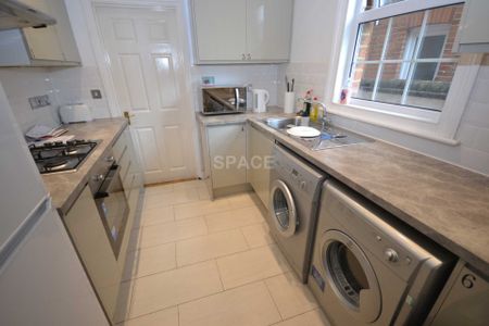 Swainstone Road, Reading, Berkshire, RG2 0DX - Room 3 - Photo 2