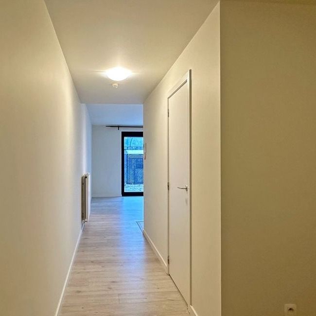 Appartement te huur in Deurne voor € 825 met 1 slaapkamer - Photo 1