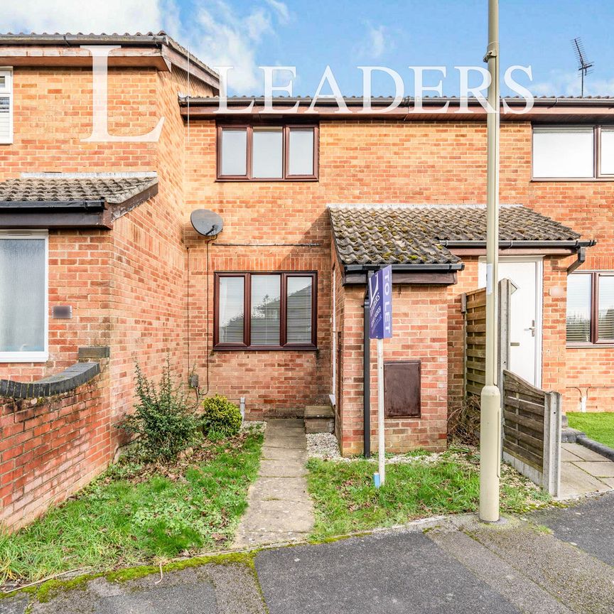 2 bedroom house to rent Blackthorn Walk, Waterlooville, Hampshire, PO7 - Photo 1