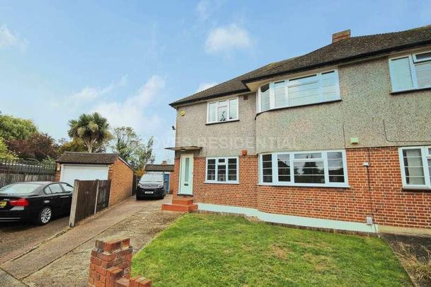Field Place, New Malden, KT3 - Photo 1