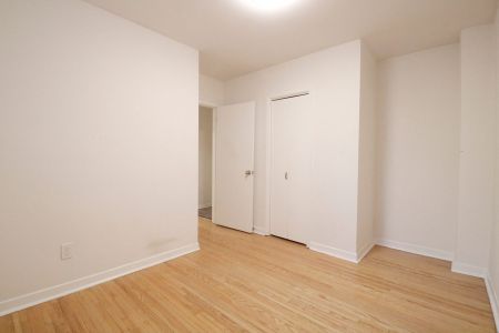 For Lease - 866 Davenport Road Unit# Main, Toronto, Ontario - Photo 5