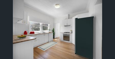 Renovated Home in the Heart of Moonah - Photo 3
