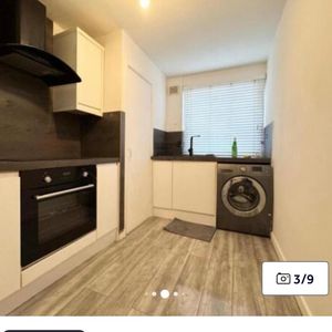 Room in a Shared House, The Priory, CR0 - Photo 2