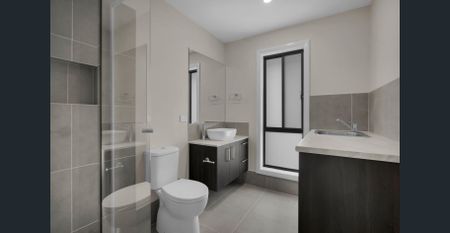 Brand new granny flat in central location! - Photo 2