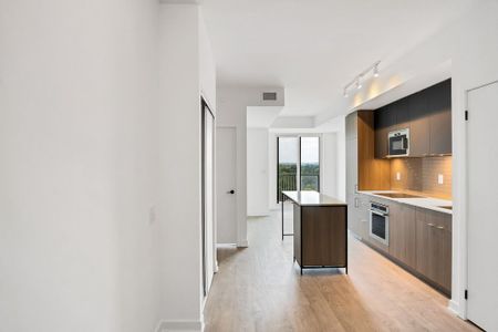 For Lease - 220 MISSINNIHE Way Unit# 1203, Mississauga, Ontario - Photo 2