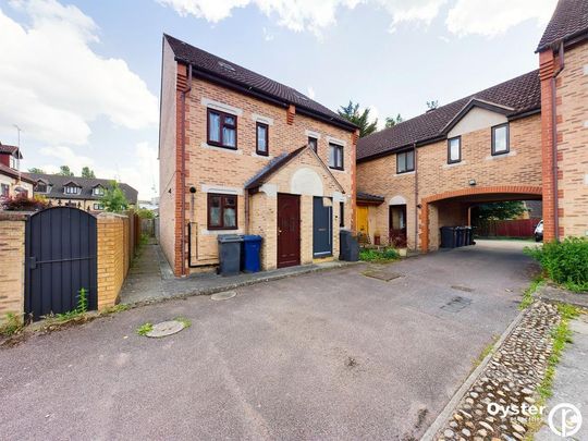 3 bedroom terraced house to rent - Photo 1
