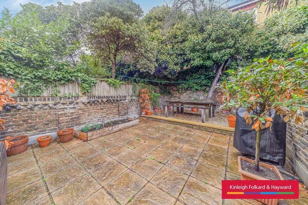 3 bedroom terraced house to rent - Photo 1