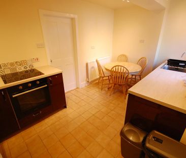2 bedroom terraced house to rent - Photo 6