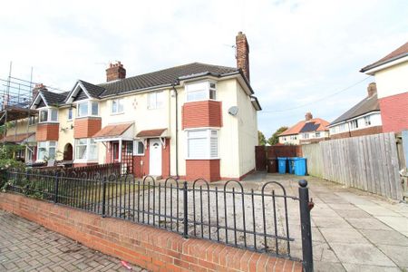3 bedroom end of terrace house to rent - Photo 3