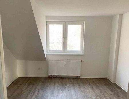 Helle 3-Zimmer-Dachgeschosswohnung - Foto 4