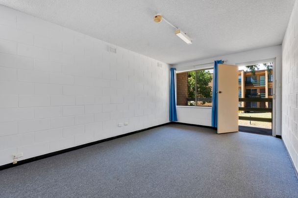 A Great Community Vibe - Photo 1