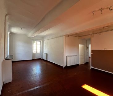 Location Appartement 4 pièces 86m² - Photo 3
