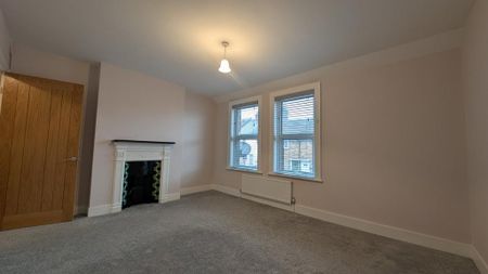 2 bedroom terraced house to rent - Photo 3