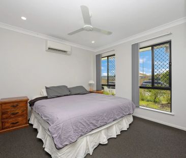 Fresh Modern Home in new quiet estate - Photo 3