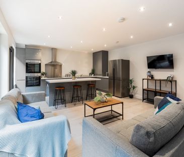 6 Bed Flat, Anglo Works, S1 - Photo 2