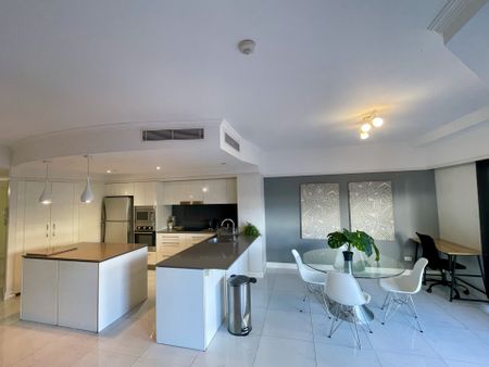 4/73 Spence Street, Cairns City, QLD 4870 - Photo 2