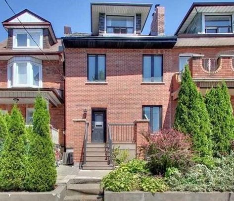 For Lease - 4 Stonehouse Crescent, Toronto, Ontario - Photo 1