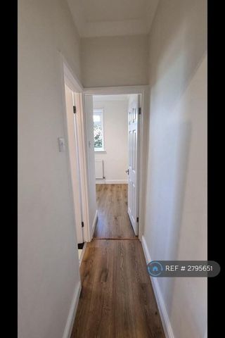 2 bedroom maisonette to rent - Photo 4