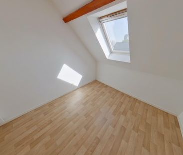 Location Appartement 4 pièces 78m² TOURS 37000 - Photo 4
