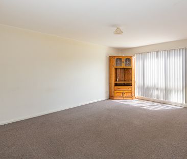 6 Suzanne Way, Broulee NSW - Photo 5