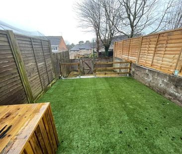 2 bedroom semi-detached house to rent - Photo 2