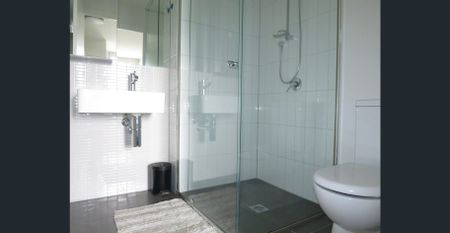 Prime Location two bedroom apartment with Partly Furnished - Photo 4