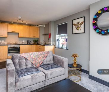 2 bedroom flat to rent - Photo 3