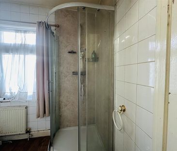 Arbury Road, Warwickshire, CV10 - Photo 6