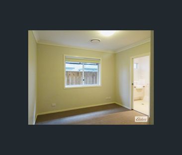 57 Cathedral Avenue, Minto, NSW 2566 - Photo 6