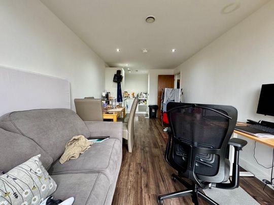 1 bedroom flat to rent - Photo 1