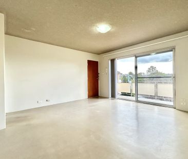 Modern apartment in convenient location - Photo 5
