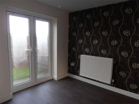 3 bedroom terraced house to rent - Photo 3